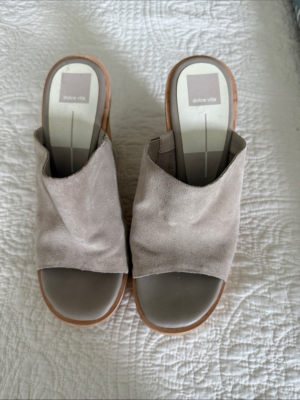 Dolce Vita Taupe Suede Open-Toe Slide Mules